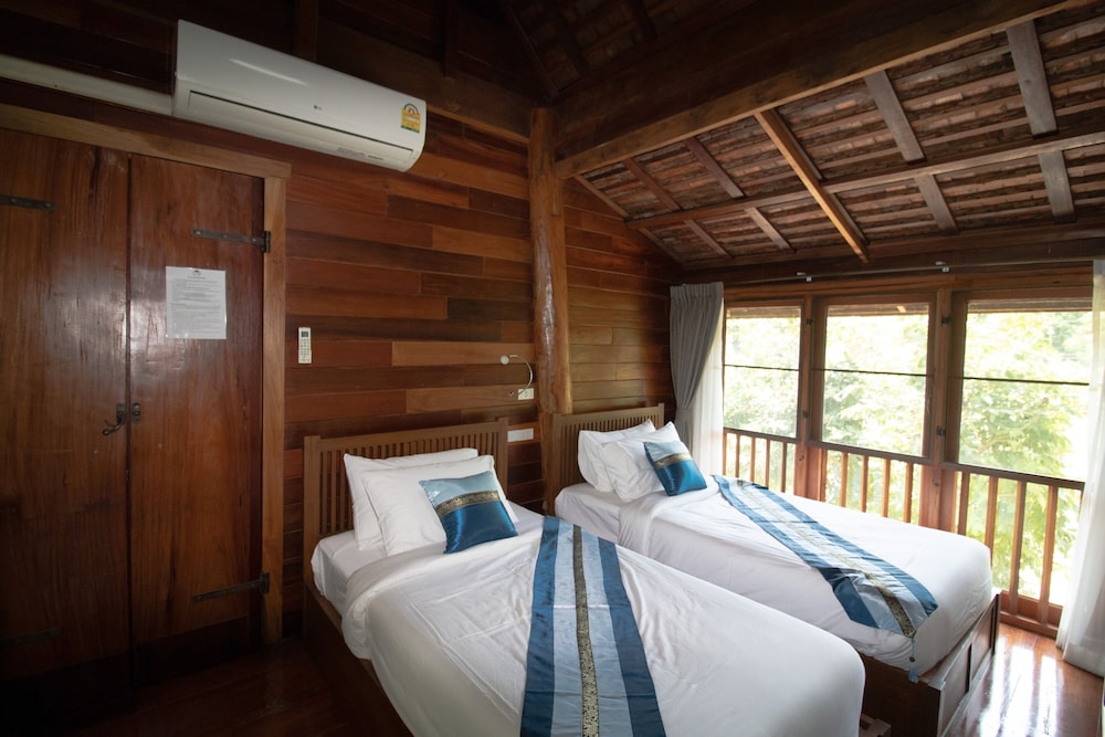 Royal Train Garden Resort 12/50