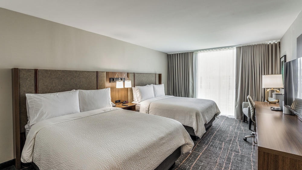 Holiday Inn Dallas Market Ctr Love Field, an IHG hotel 20/66