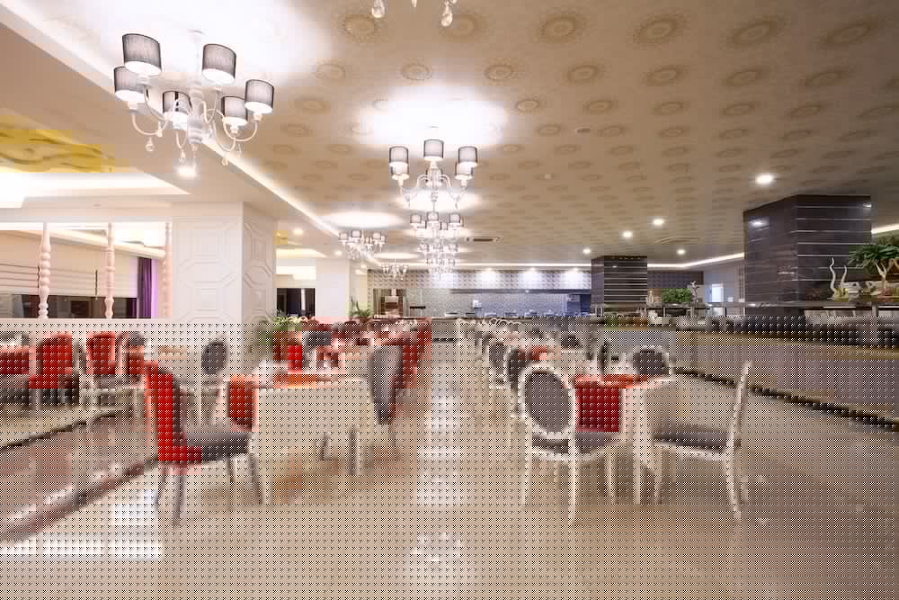 Orange Palace Side Hotel 49/65
