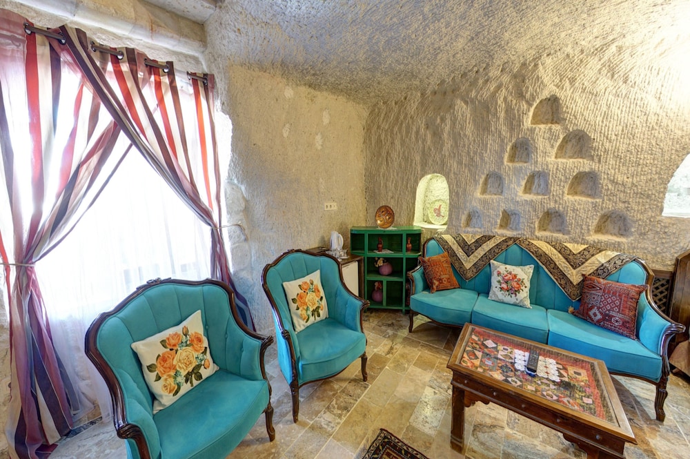 Roc Of Cappadocia 28/49