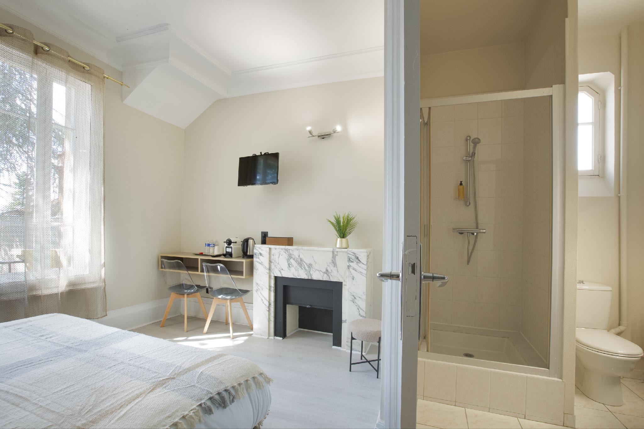 Gabhouse - Lyon Bron - Eurexpo - City Living Stay 8/24