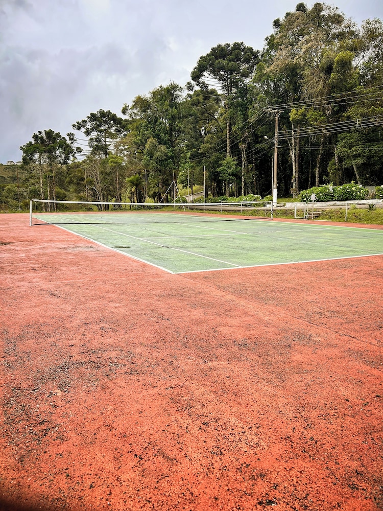 Plaza Inn Week Inn - Campos Do Jordao 35/60