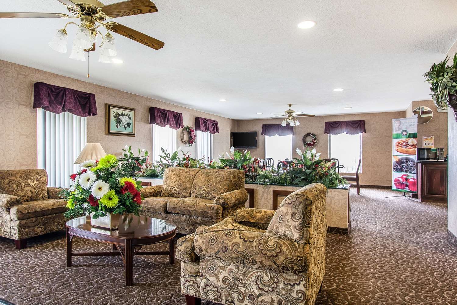 Quality Inn Andalusia, Al 7/14