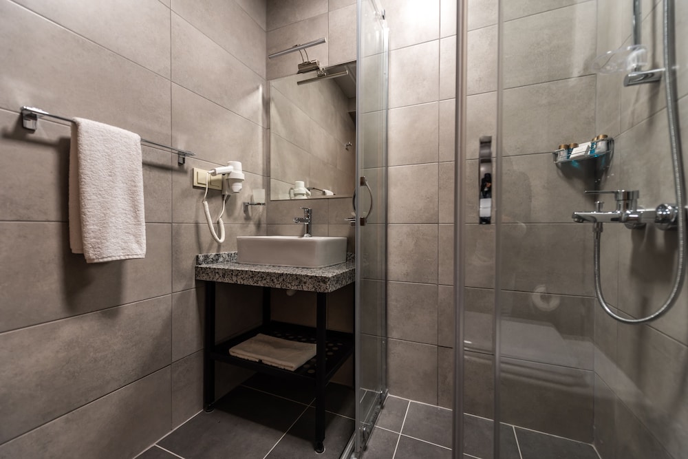 Bram Hotel Istanbul 43/44