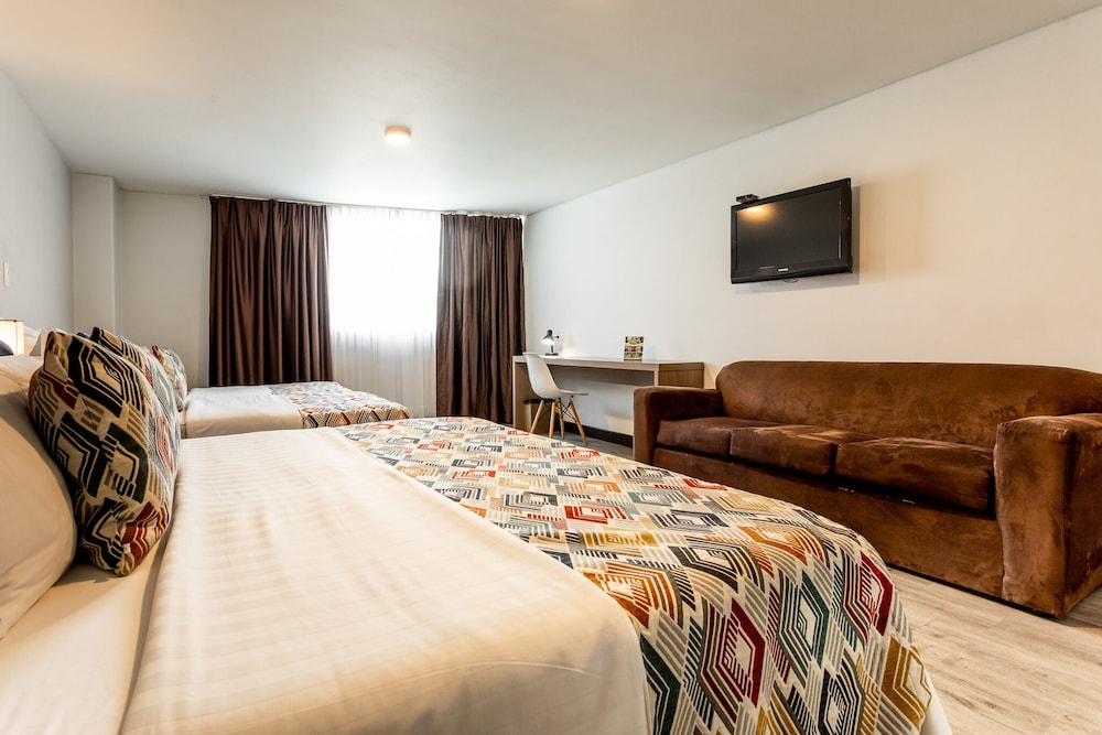 Hotel Carretero 13/66