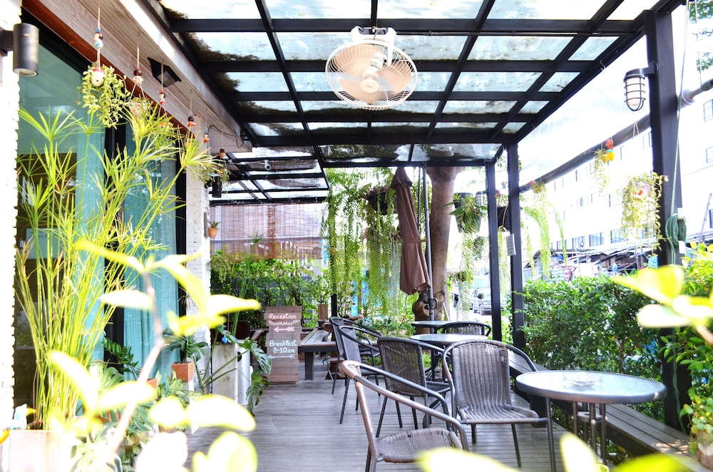 Early Bird Hostel Ayutthaya 9/47