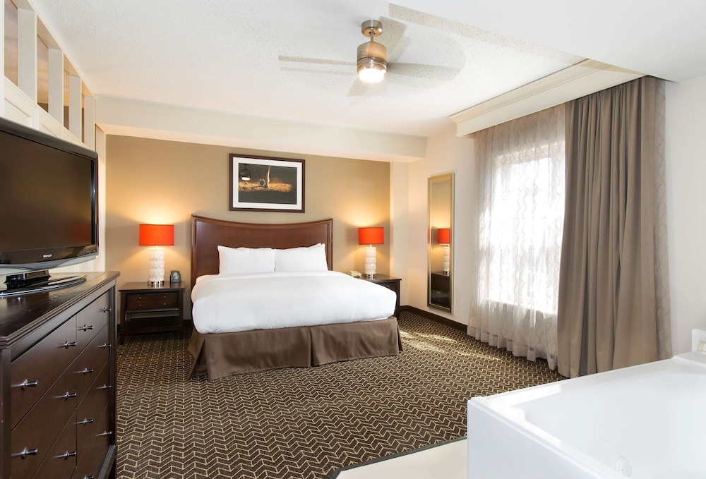 Doubletree Suites By Hilton Lexington 22/78