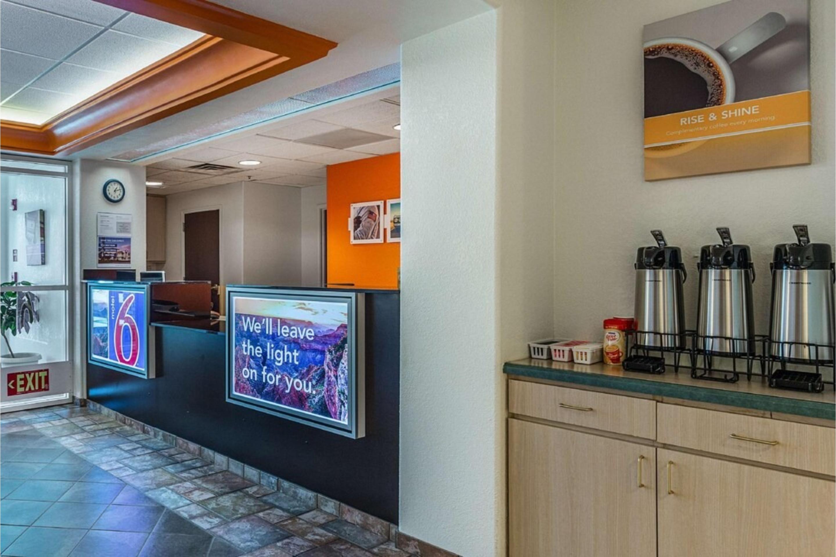 Motel6 Beatty, NV - Death Valley 10/32
