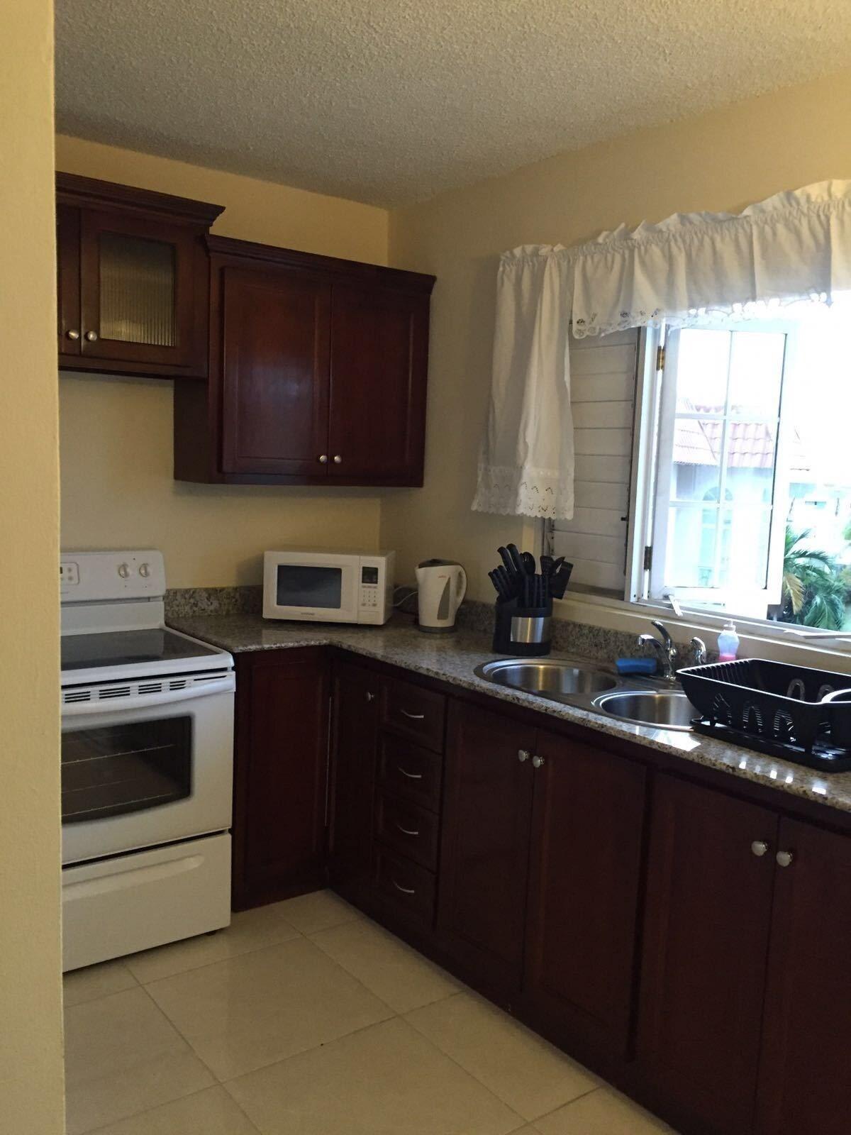 Kingston Guest Apt At Plantation Springs 12/12