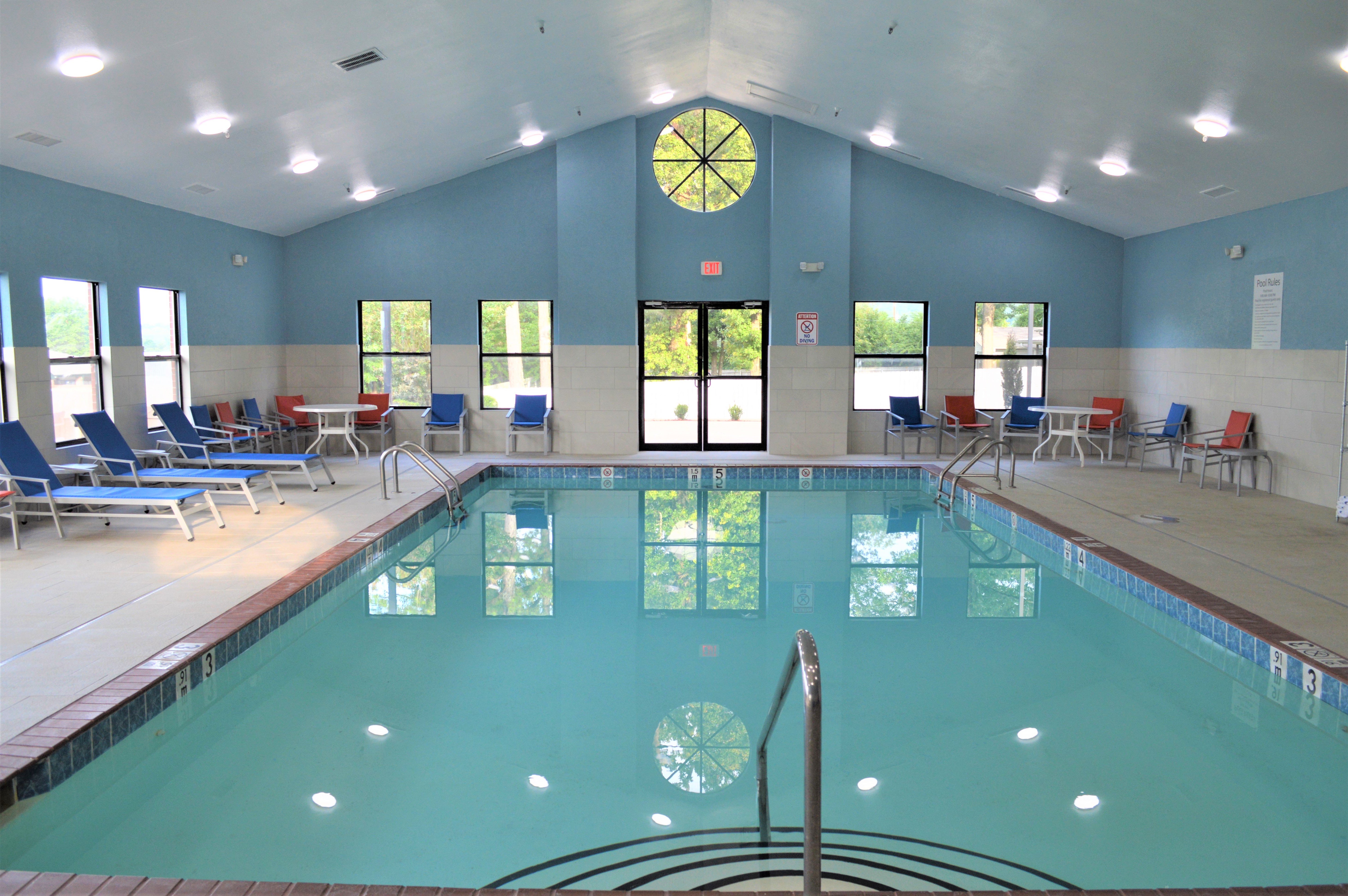 Holiday Inn Express Hotel And Suites Batesville Ar 17/31