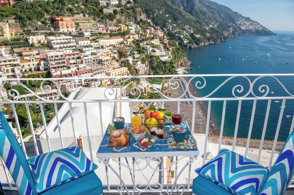 Hotel Reginella Positano 55/73