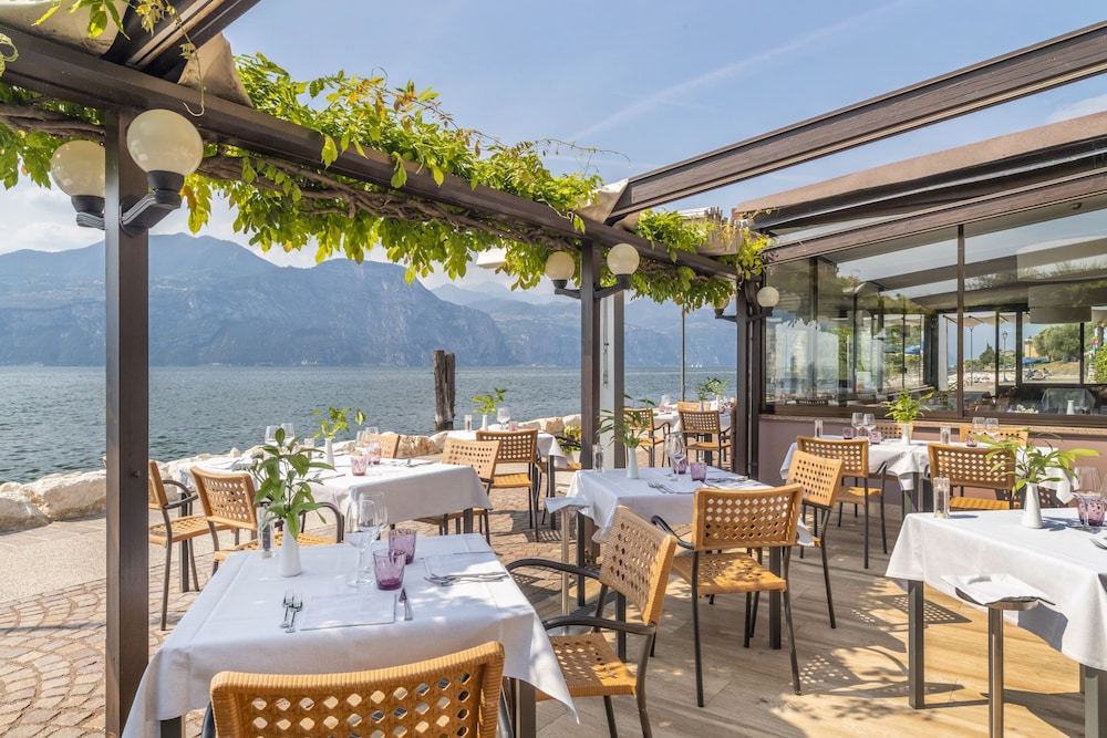 Boutique Hotel Brenzone 54/78