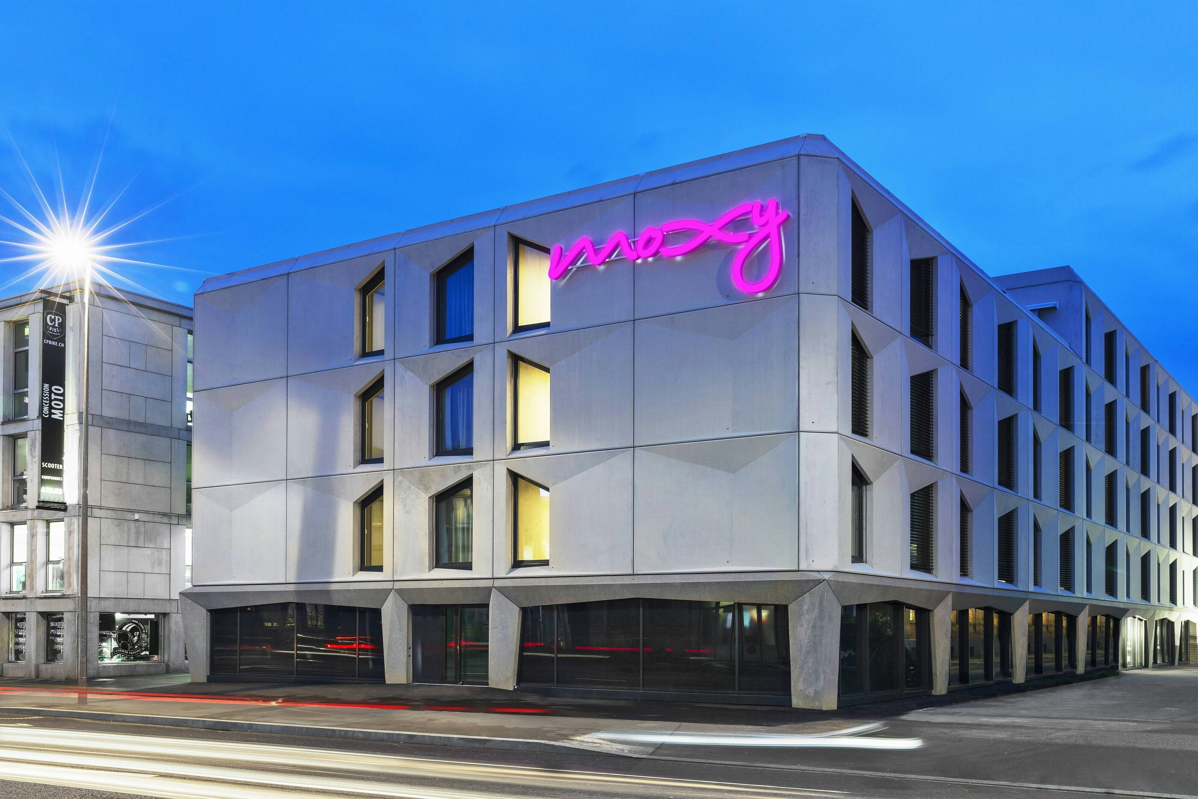 Moxy Lausanne City 1/19