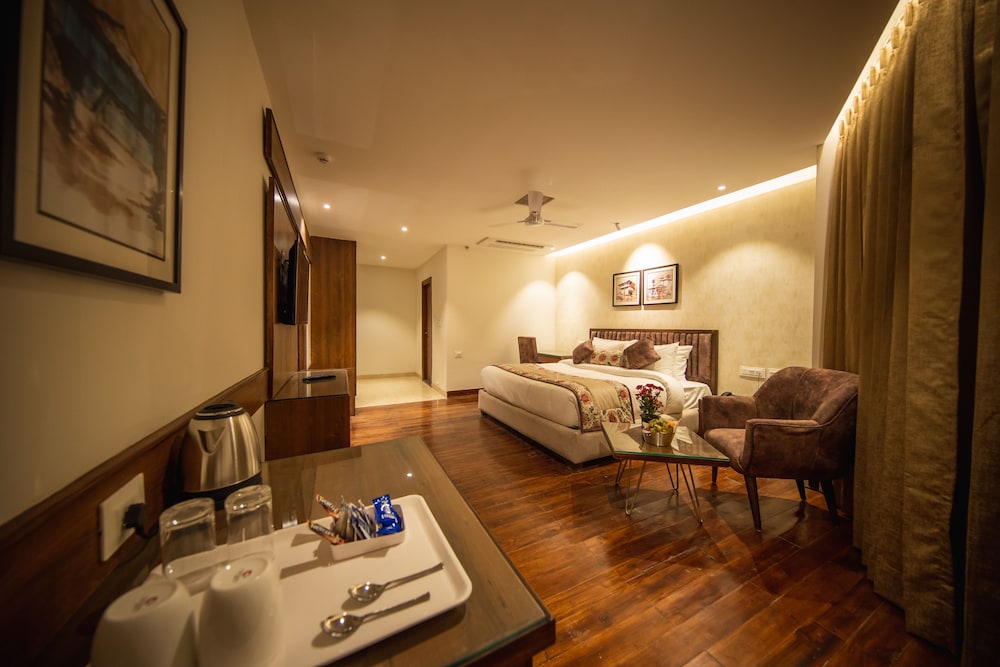 juSTa Grand View Resort & Spa Manali 43/73
