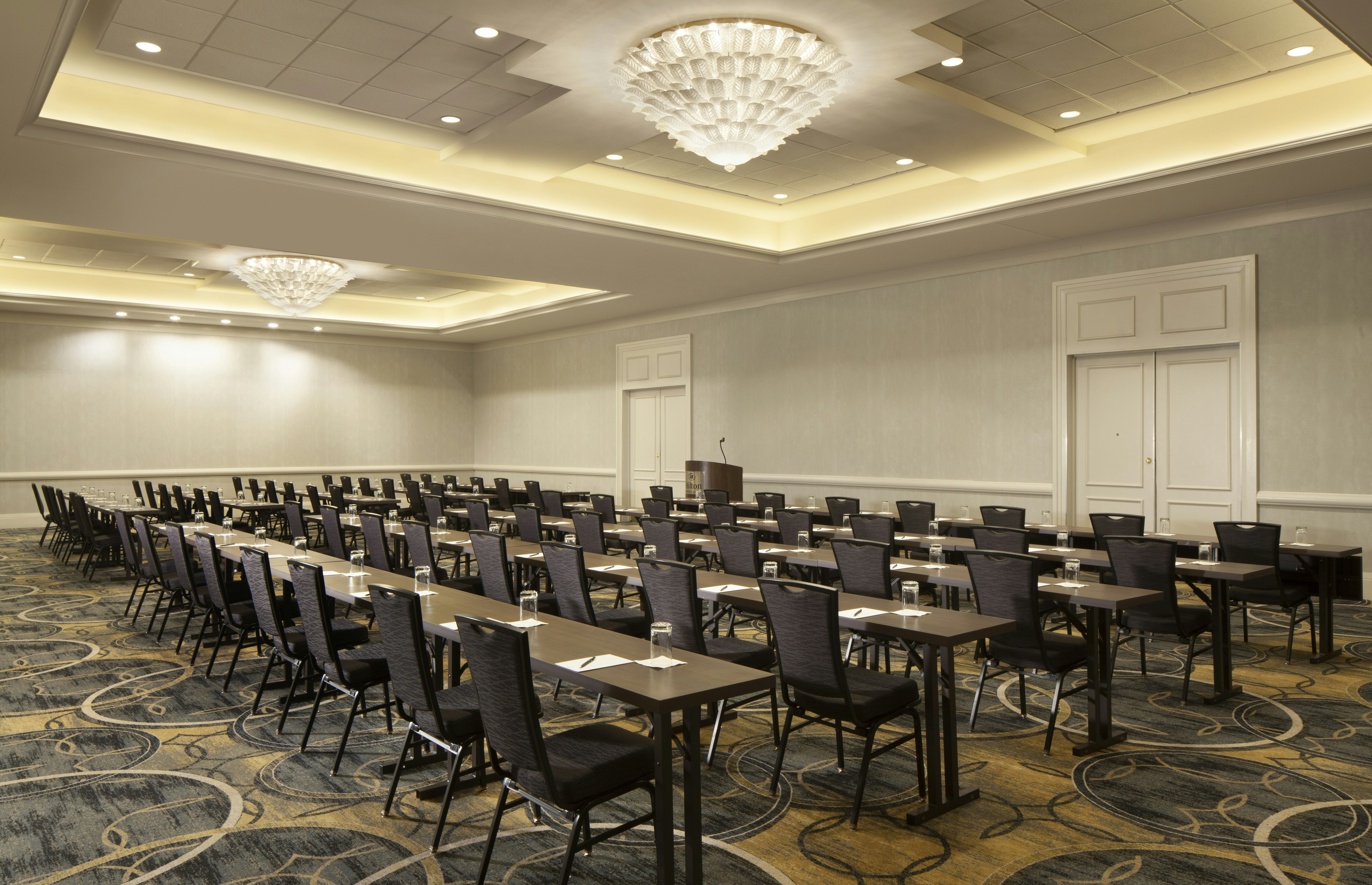 Hilton Alexandria Old Town 65/74