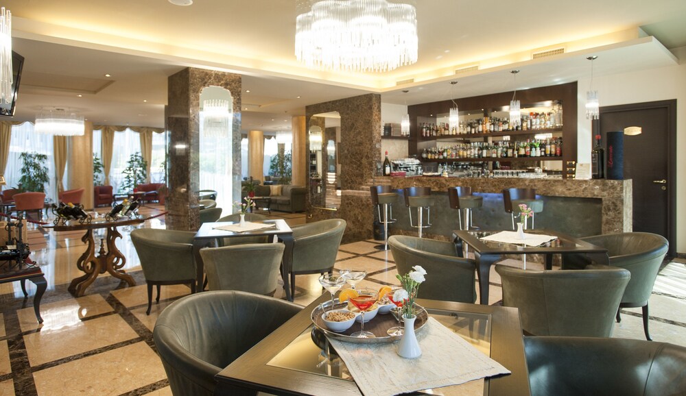 Hotel Calissano 36/50