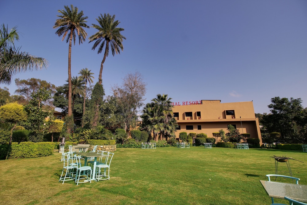 Achal Resort 37/50