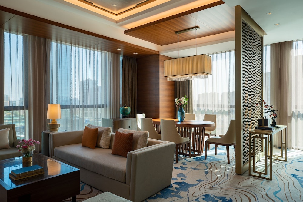 Sheraton Beijing Lize Hotel 38/65