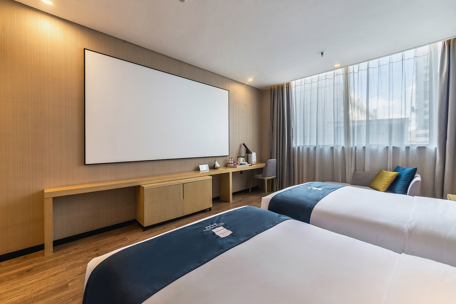 Cinema, Twin Beds