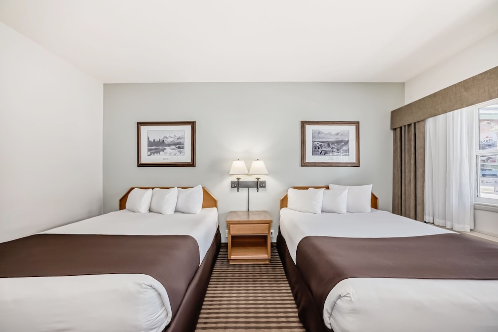 PREMIUM, 2 QUEEN BEDS, BALCONY