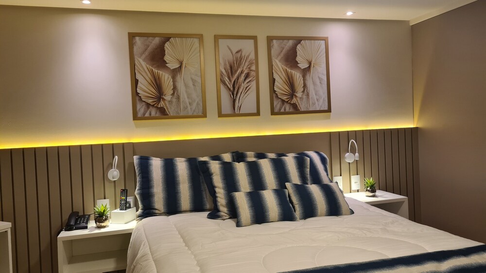 Littoral Gold Flat 34/78