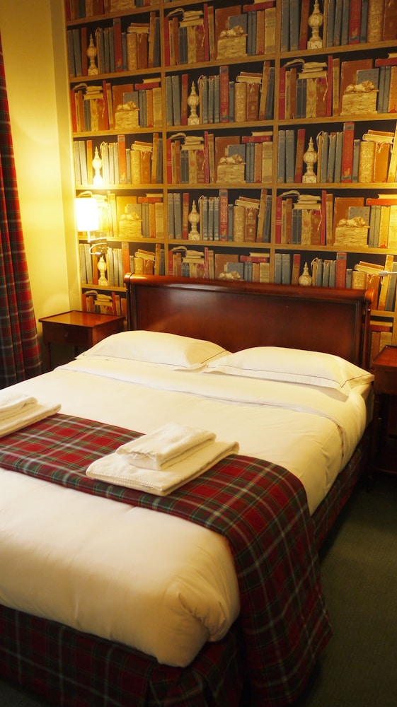 HOTELHOME PARIS 16 15/50