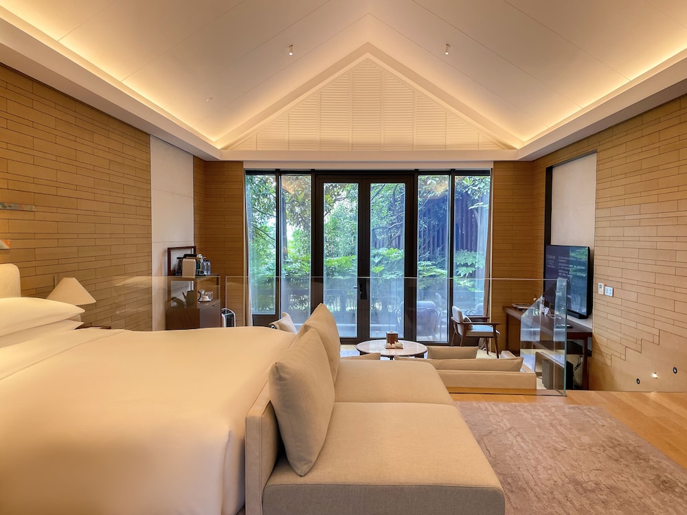 DELUXE, VILLA, KING BED