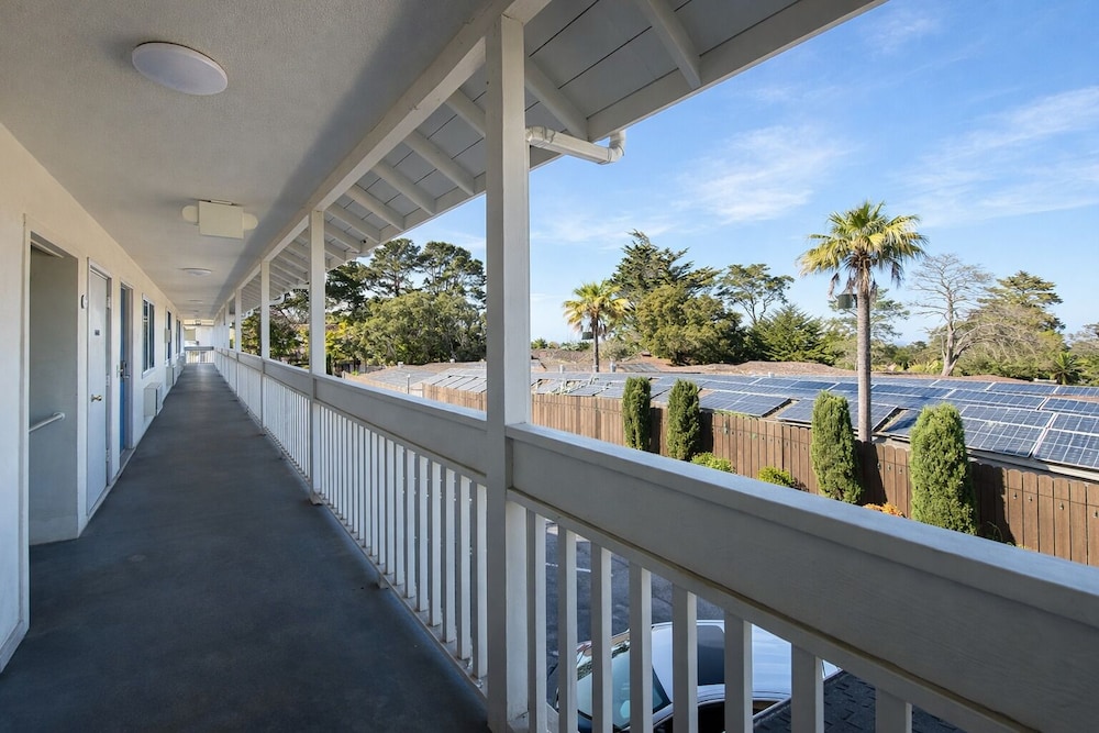 Motel 6 Monterey Downtown 3/66