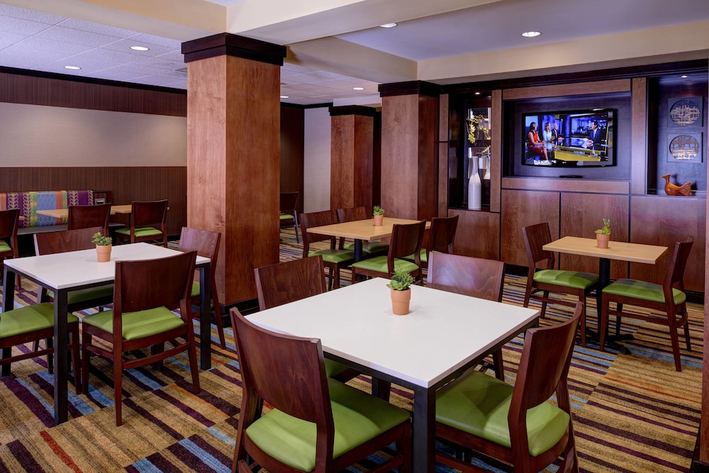 Fairfield Inn Suites By Marriott New Buffalo 15/17