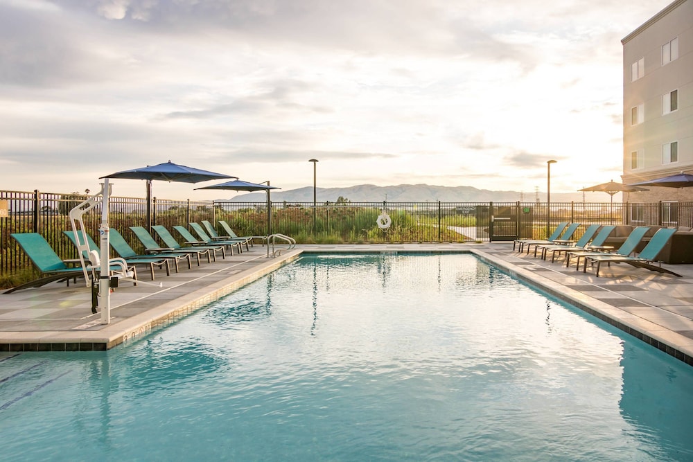 Fairfield Inn & Suites San Jose North/Silicon Valley photo4