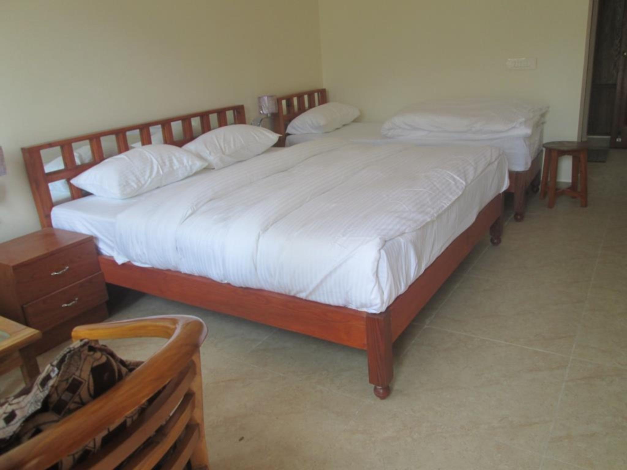 Hotel Apple Inn 8/23