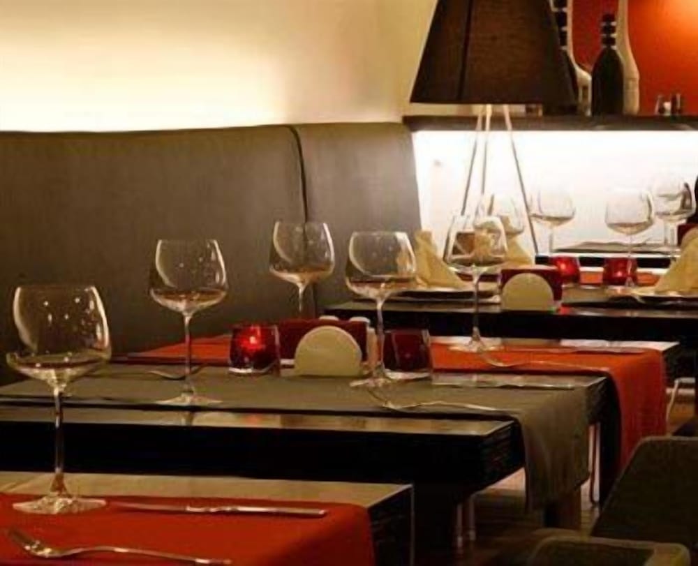 Hotel Samm Bistro Spa Boutique Class 18/50