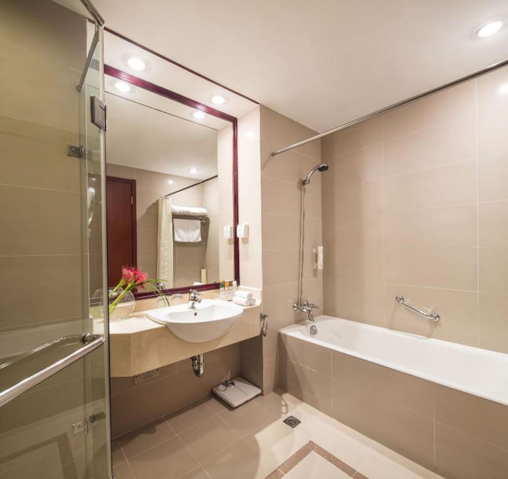 جناح سوبيريور بسرير مزدوج، Shanghai Paradise Hotel 3/3