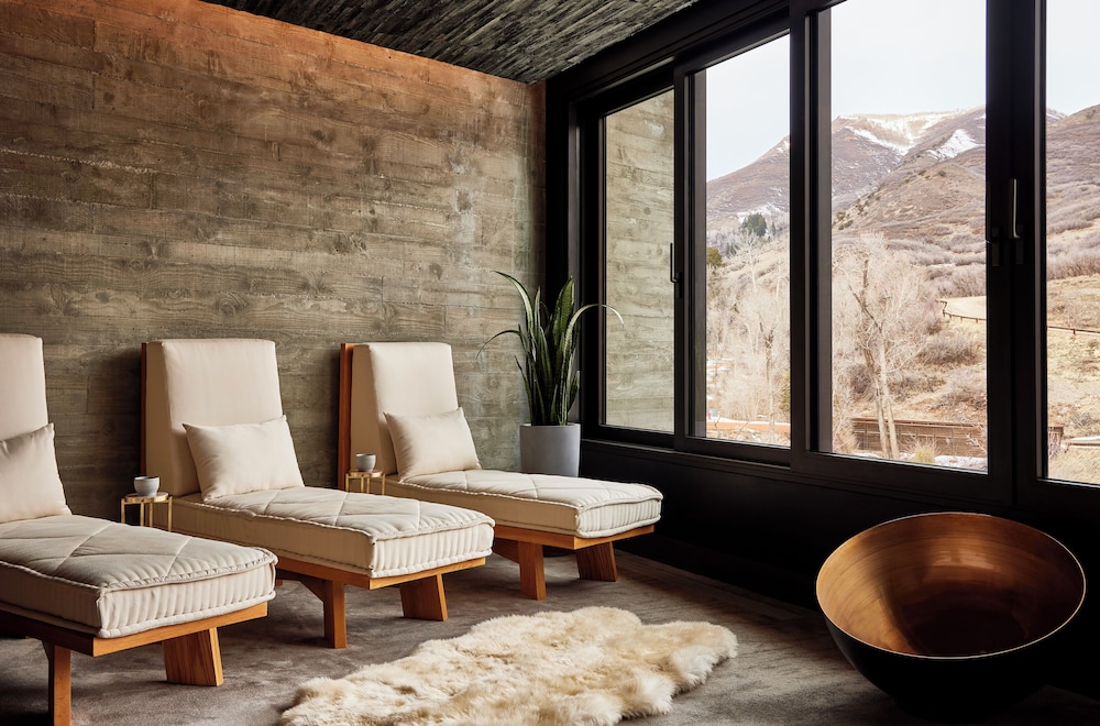 The Lodge at Blue Sky Auberge Resorts Collection 52/67