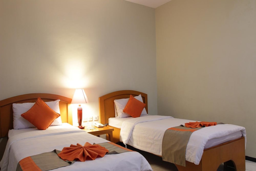 Hotel Catur 17/25
