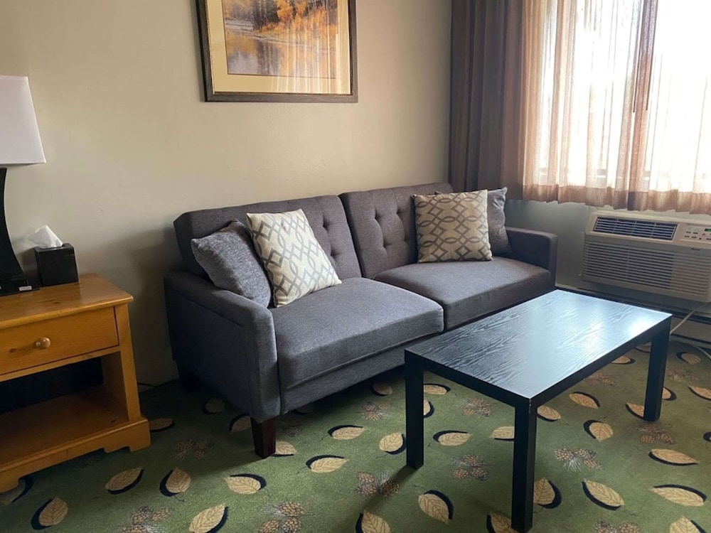 Best Western Sheridan Center 31/42
