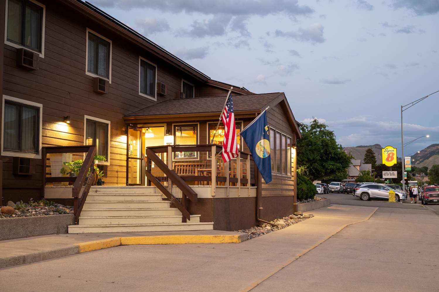 Super 8 By Wyndham Gardiner/Yellowstone Park Area 42/57