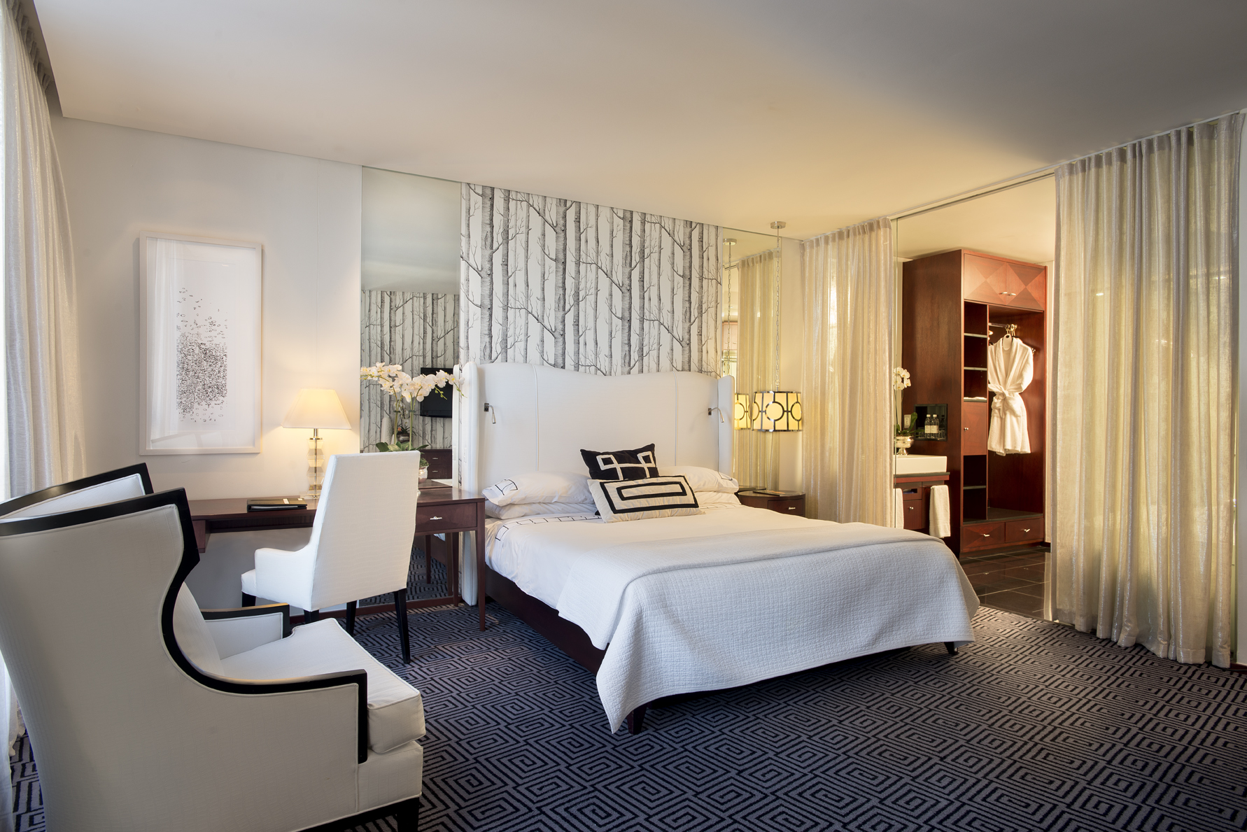 Executive Room Square