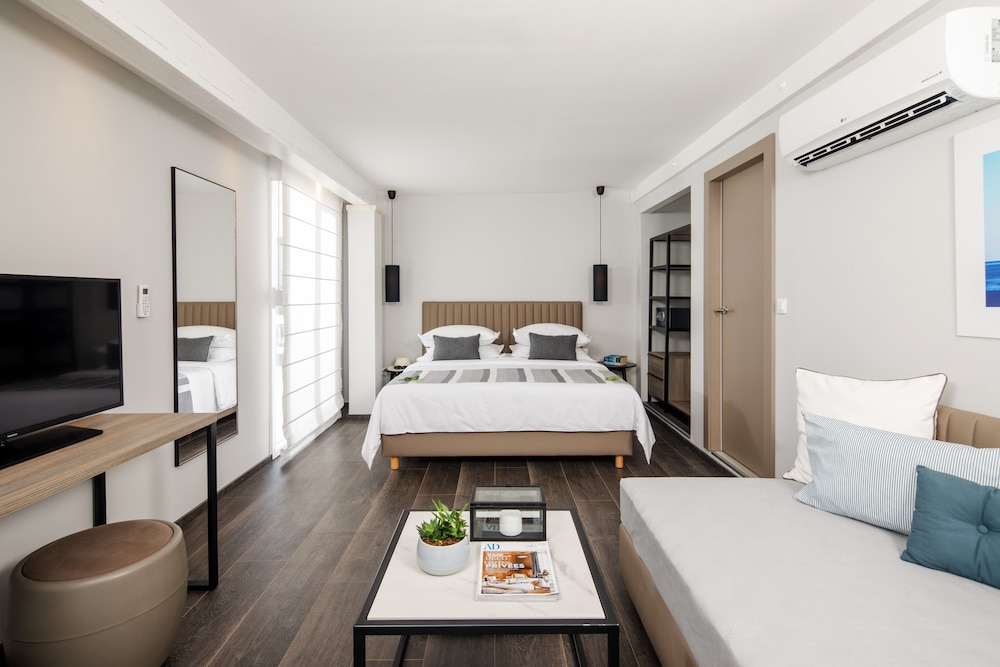 Gava Waterman Milna Resort 63/74