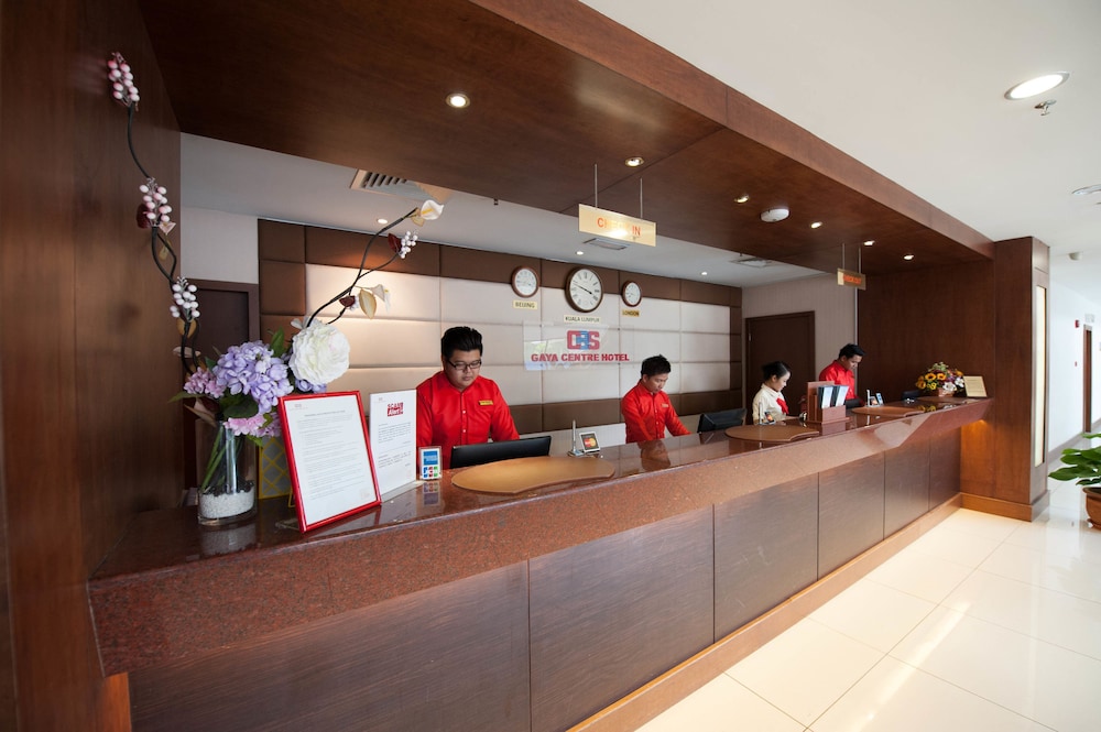 GAYA CENTRE HOTEL 7/42