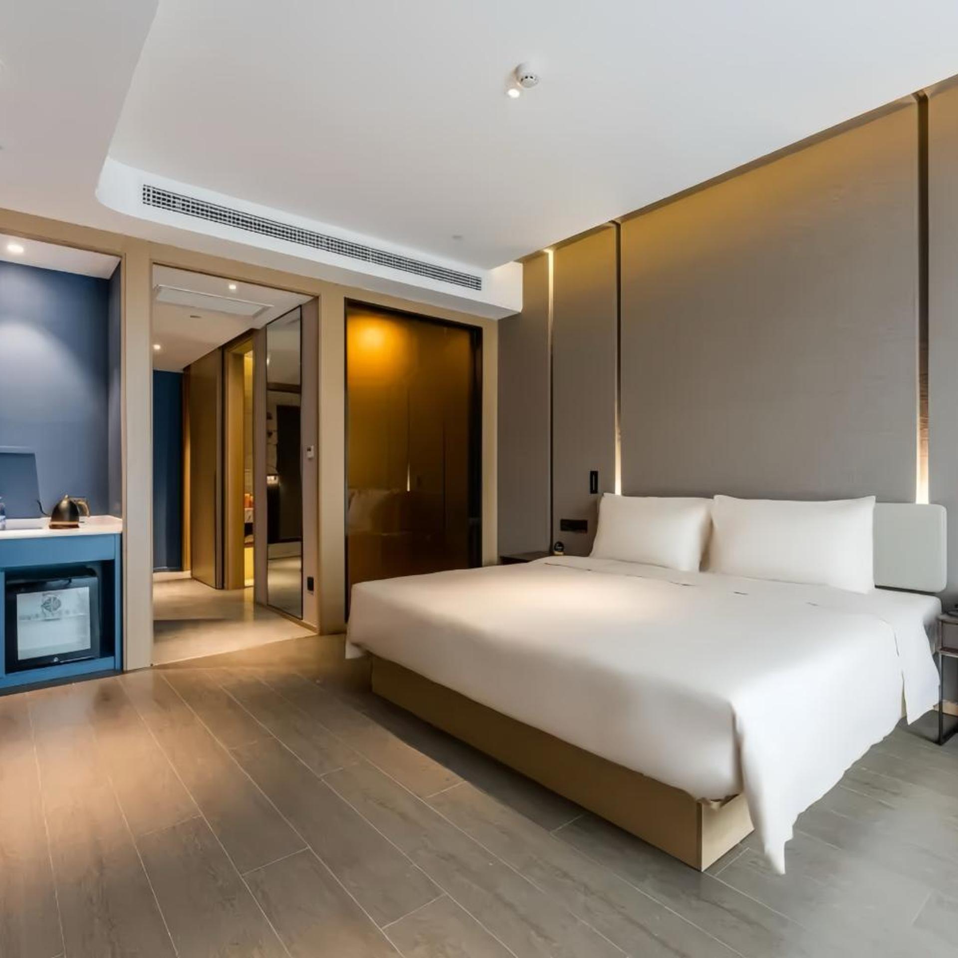 Hangzhou West Lake Science and Technology Park Atour Hotel 10/56