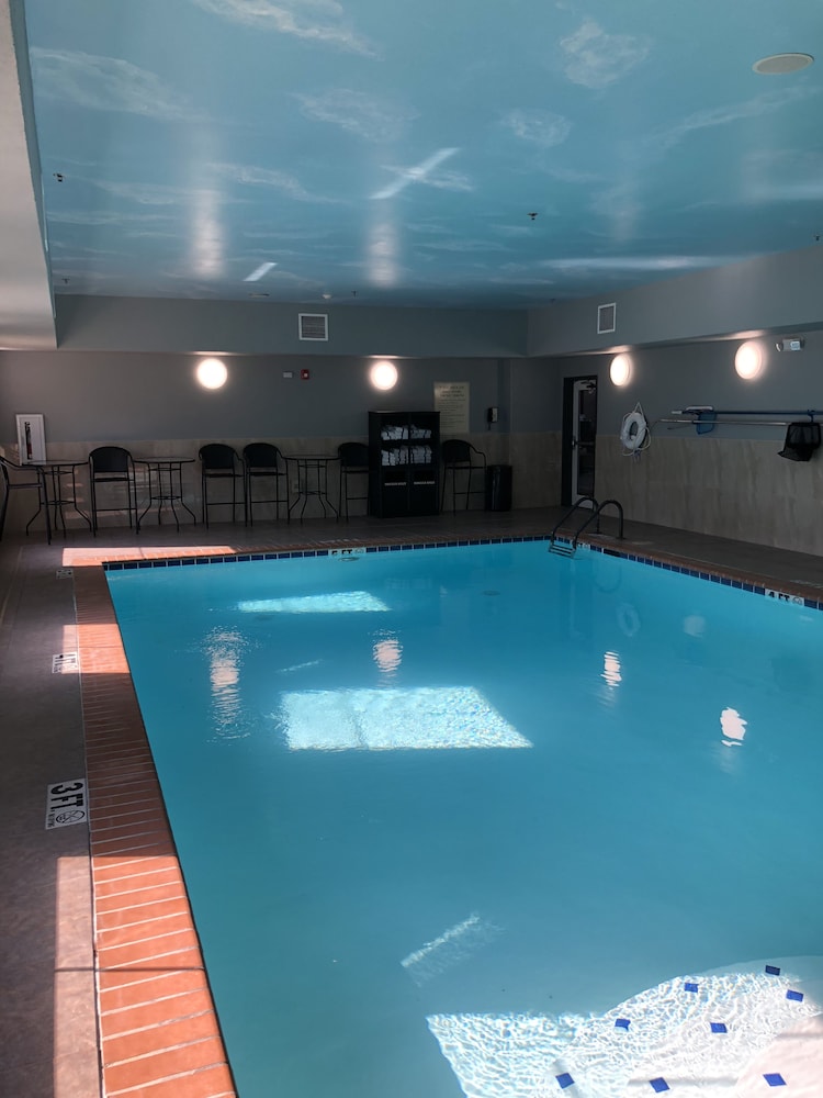 Best Western Plus Goodman Inn & Suites 1/31