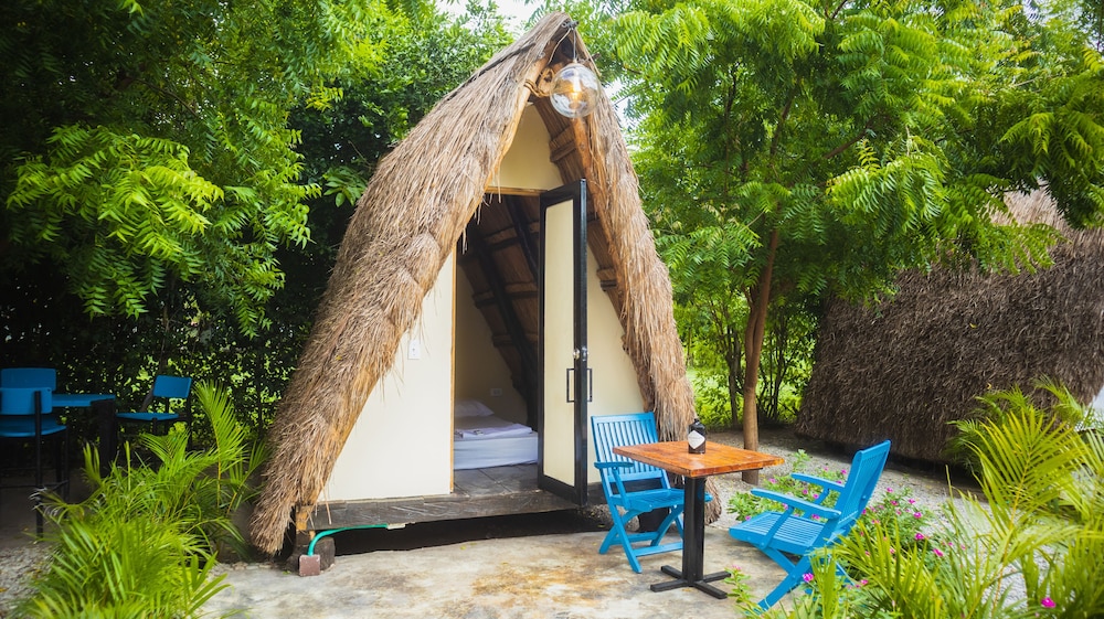 Santuario Beach Hostel 29/48