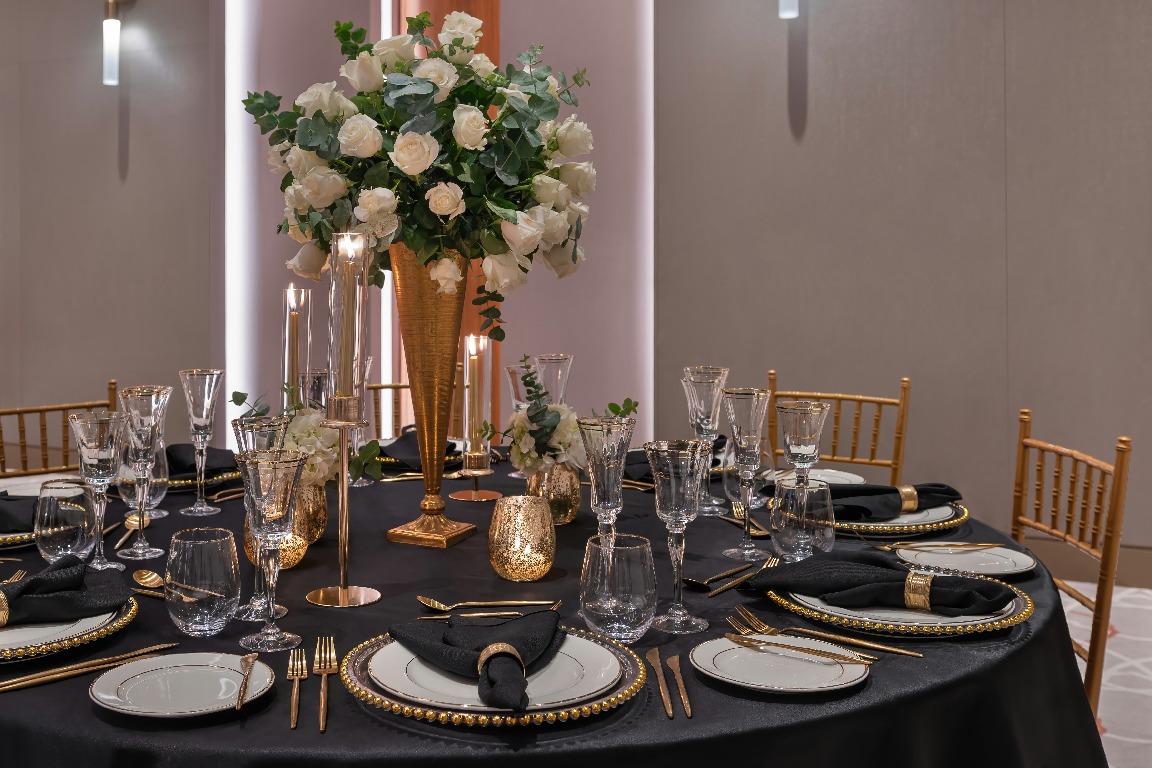 The WB Abu Dhabi, Curio Collection by Hilton 34/50