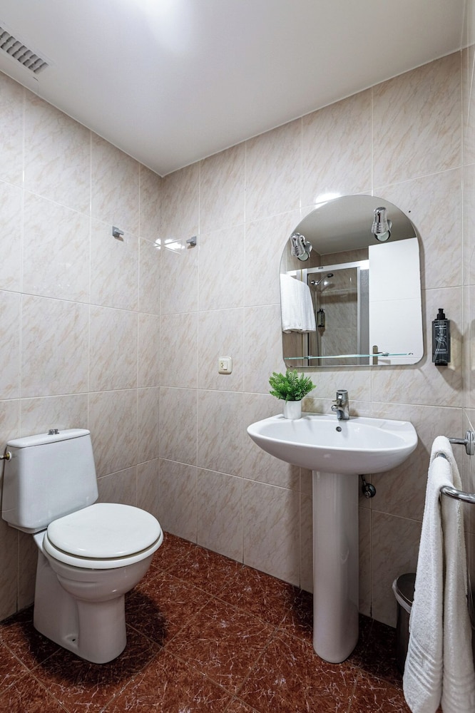 Iraipe Gorbea Hotel 41/48