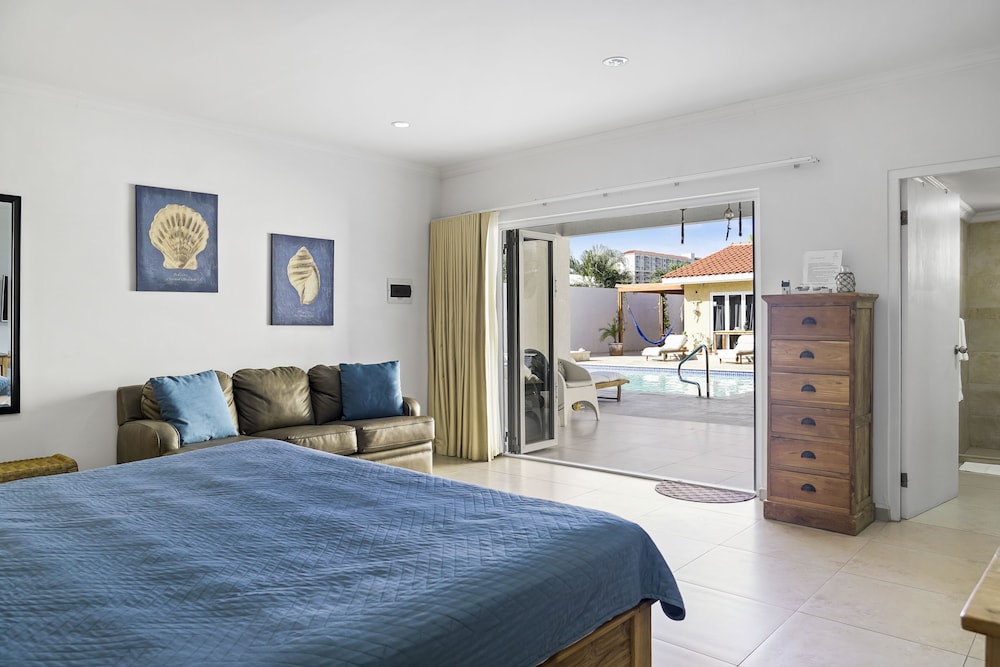 Arubas Bakval Suites 9/50