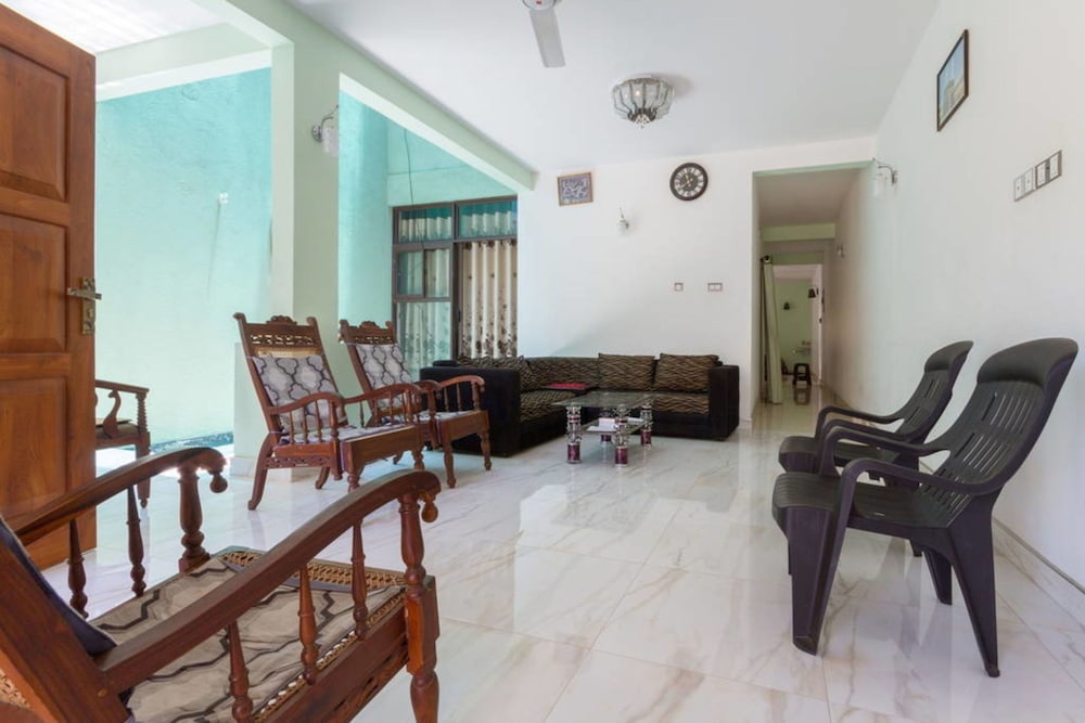 Imran Villa 14/18