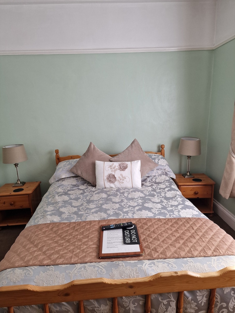 Burleigh House - Guest house 49/60
