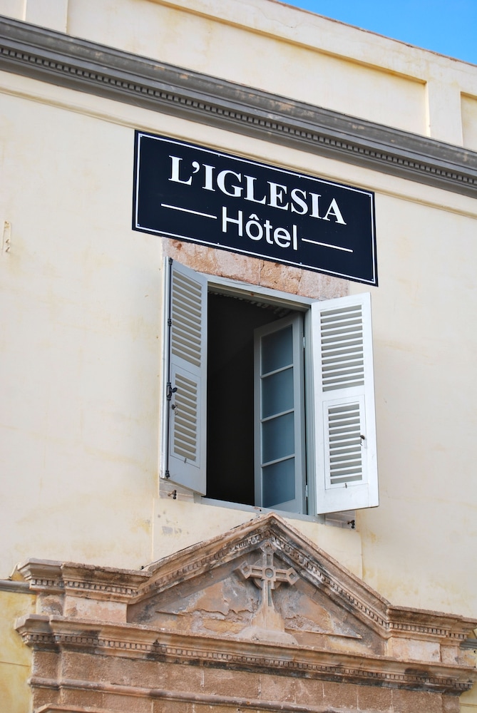 Hotel L'Iglesia 3/50