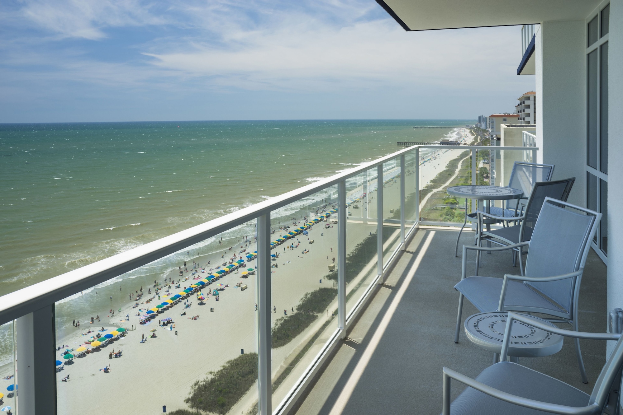 2 BEDROOMS, SUITE, OCEAN FRONT, ACCESSIBLE